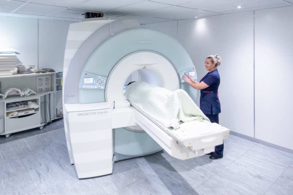 What is a Magnetic Resonance Imaging (MRI)?